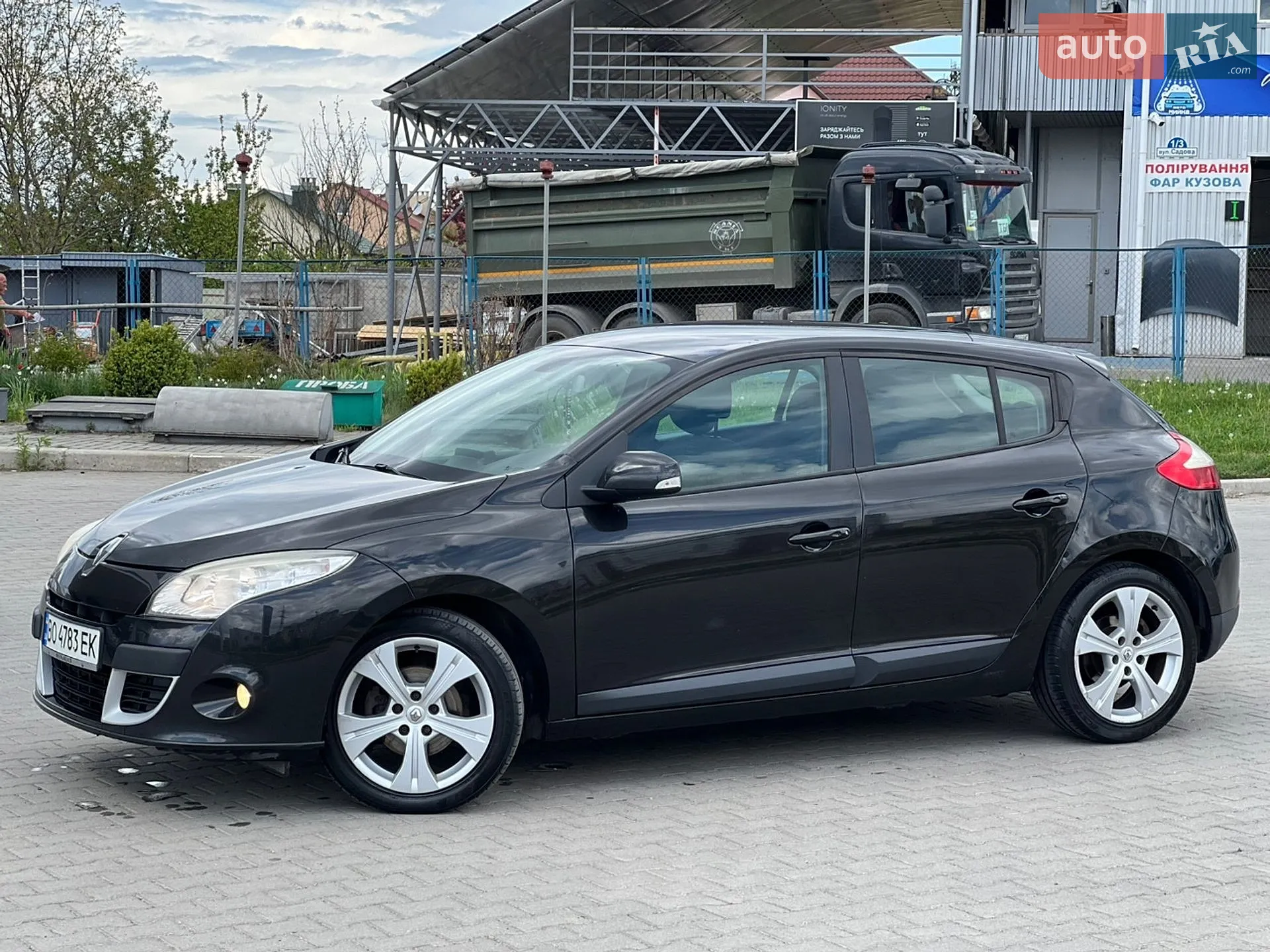 2010 Renault Megane - мініатюра 3