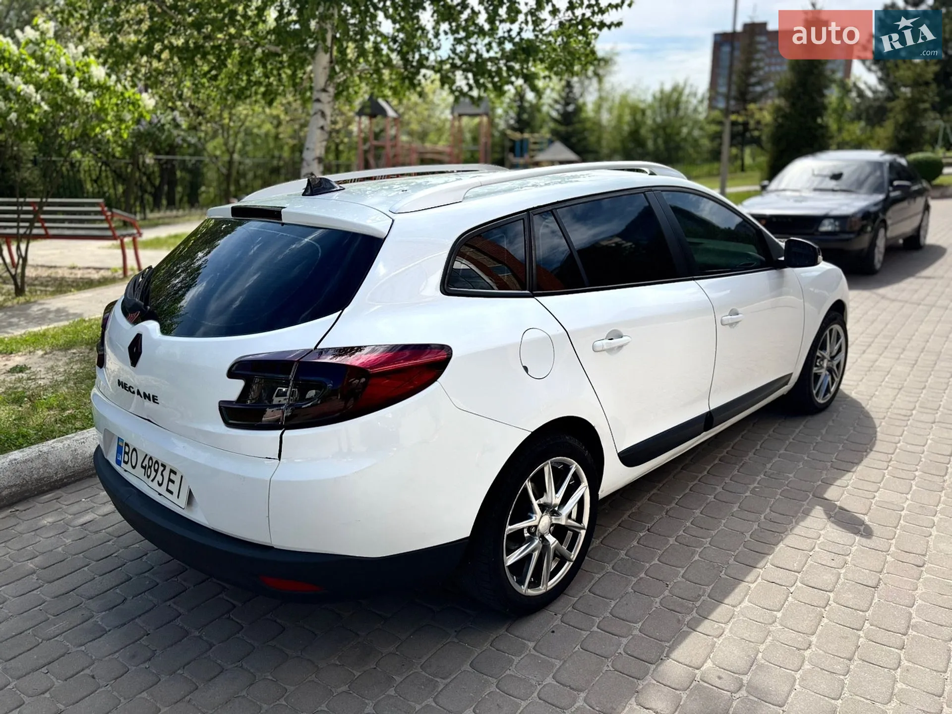 2010 Renault Megane - мініатюра 2