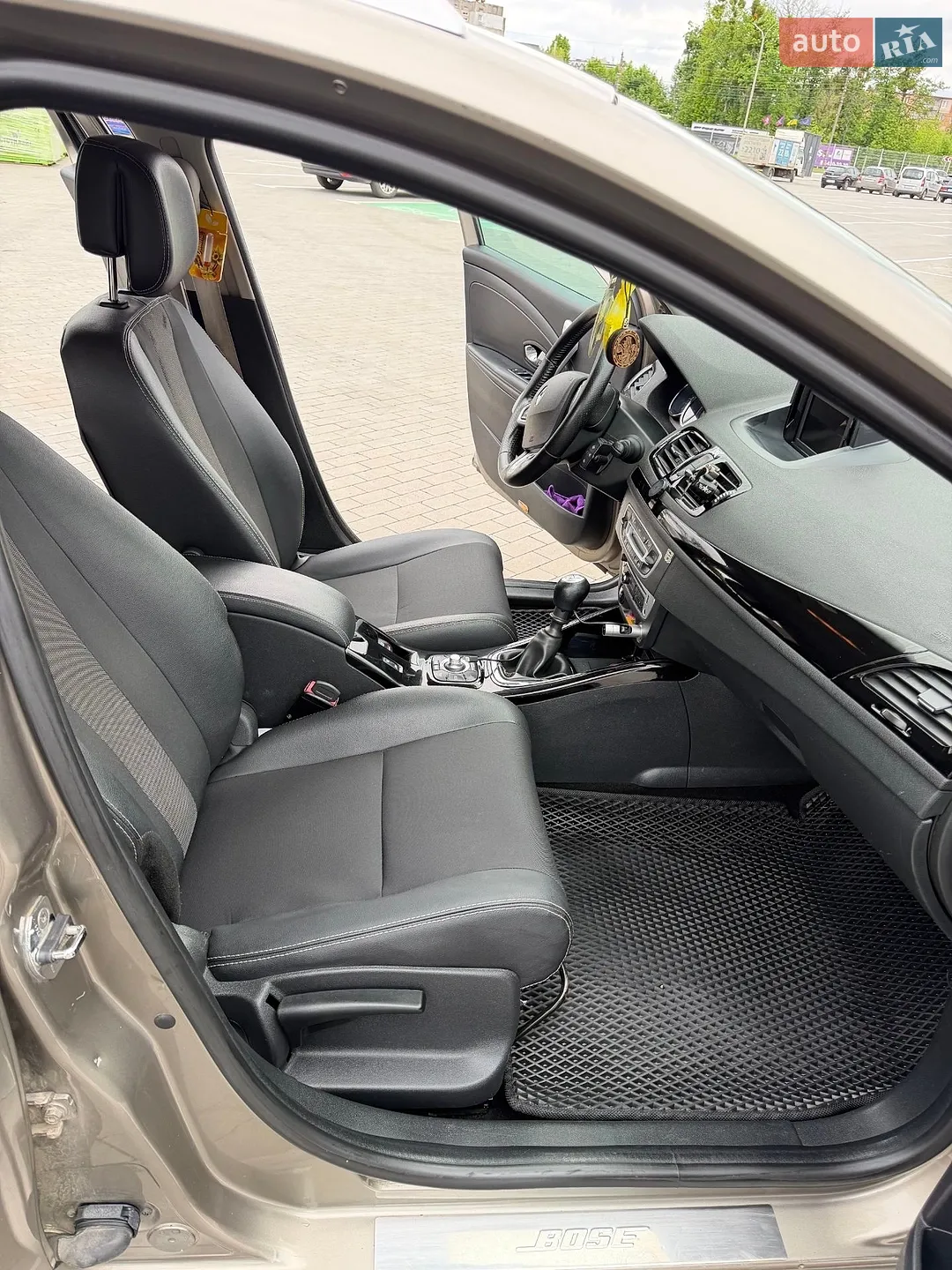 2012 Renault Megane - мініатюра 11