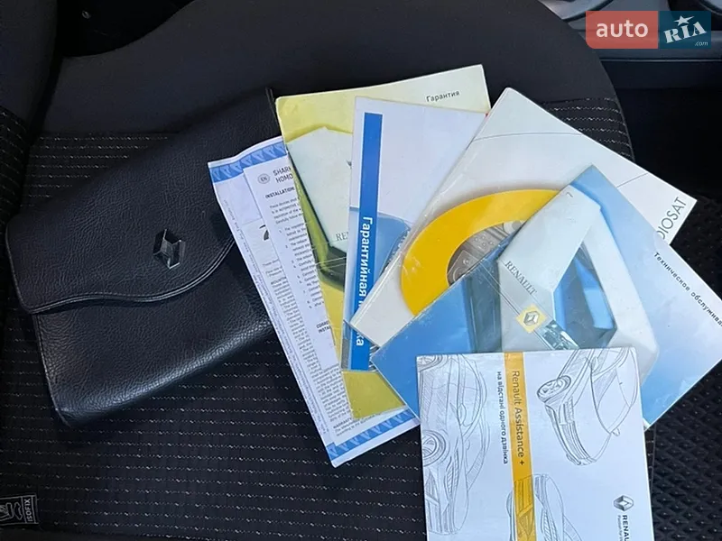 Седан Renault Megane 2005 в Днепре документ