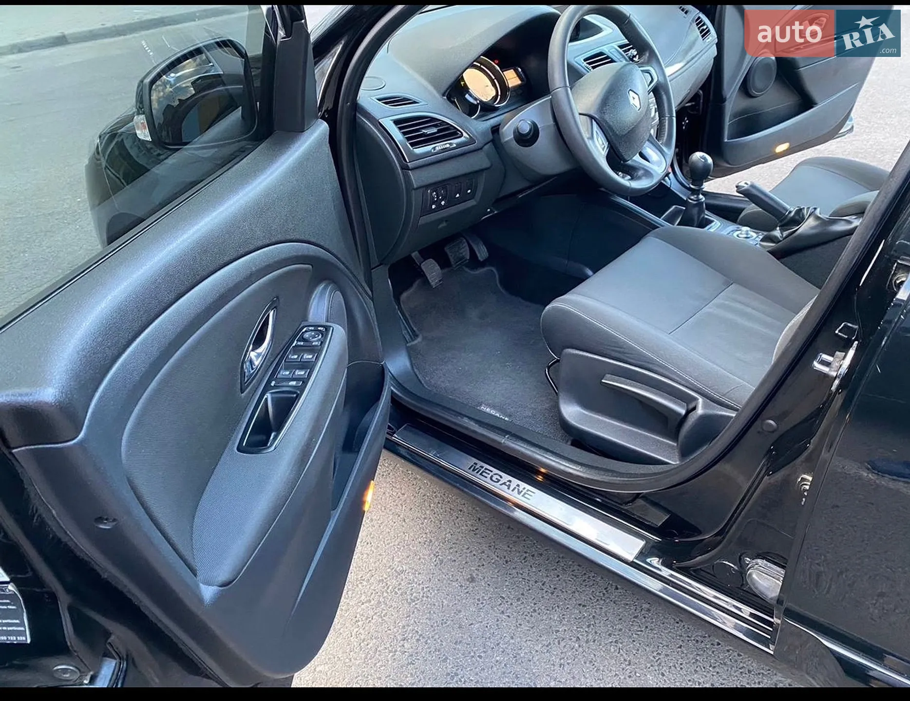 2012 Renault Megane - мініатюра 15