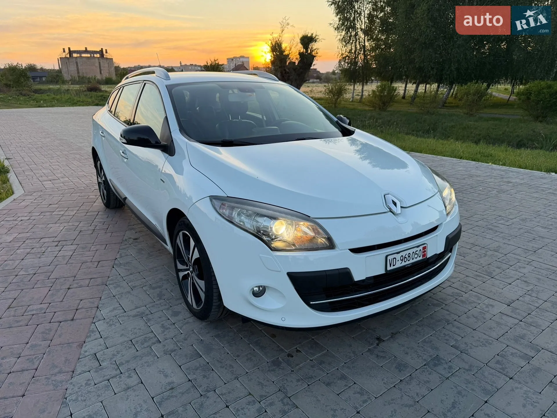2012 Renault Megane - мініатюра 11