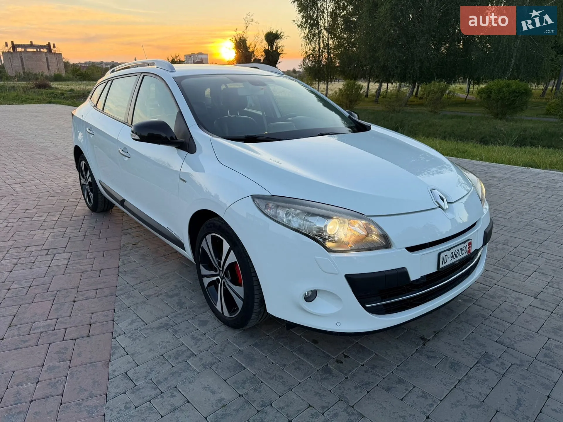 2012 Renault Megane - мініатюра 14