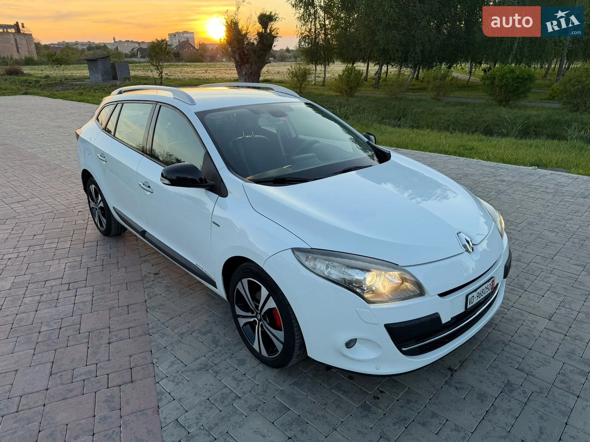 2012 Renault Megane - мініатюра 32