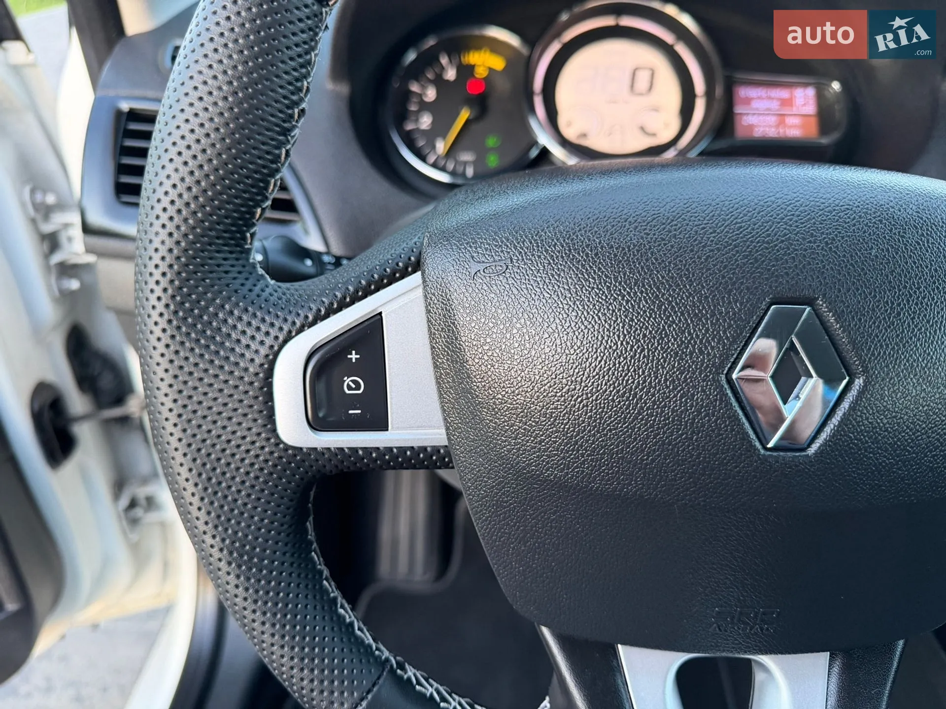 2012 Renault Megane - мініатюра 54