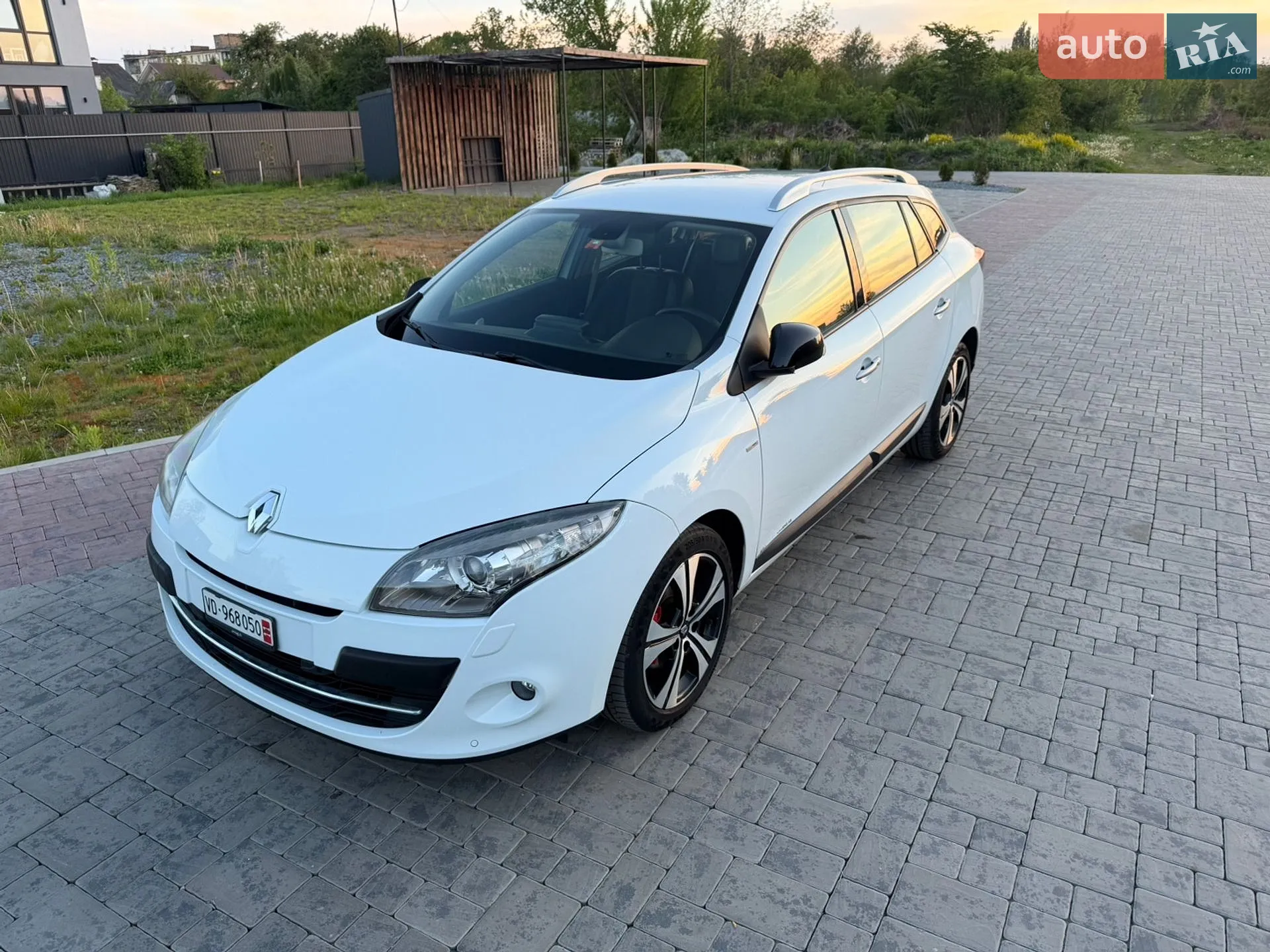 2012 Renault Megane - мініатюра 96