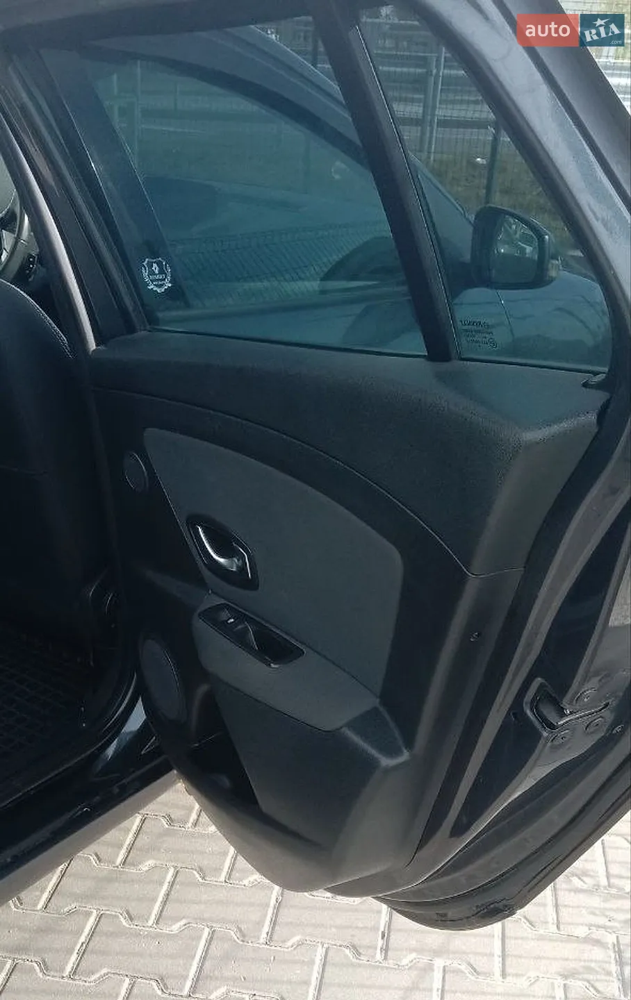 2010 Renault Megane - мініатюра 10