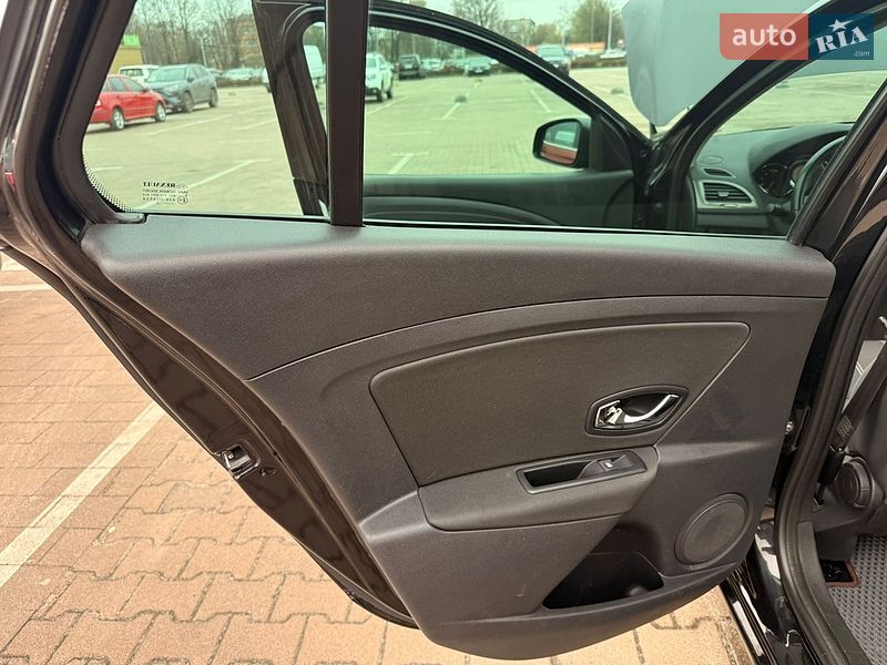 Универсал Renault Megane 2015 в Житомире фото 14 Универсал Renault Megane 2015 в Житомире