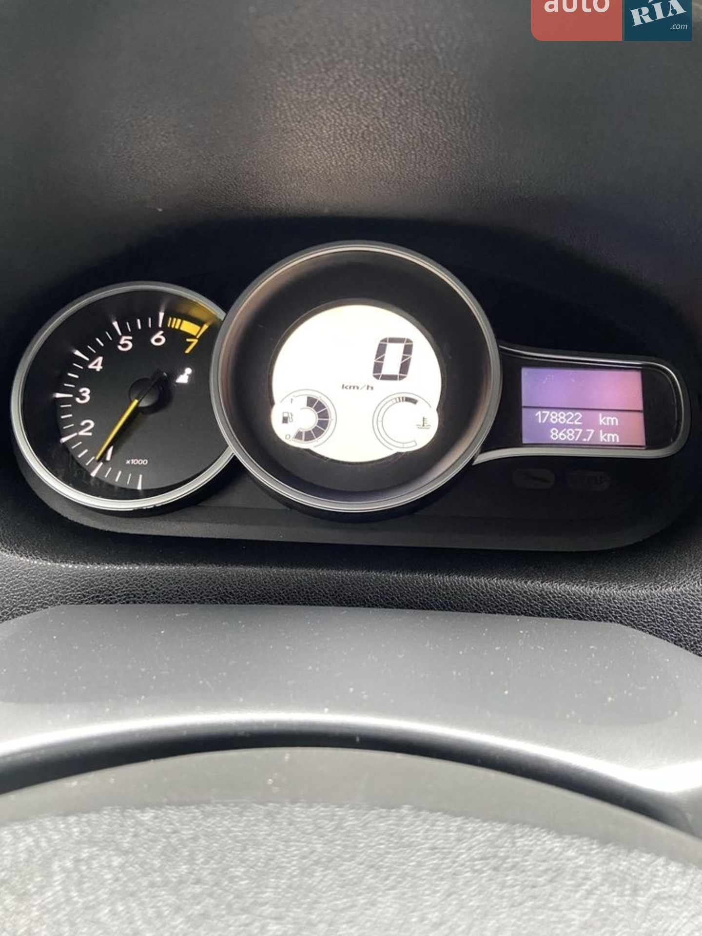 2011 Renault Megane - мініатюра 9
