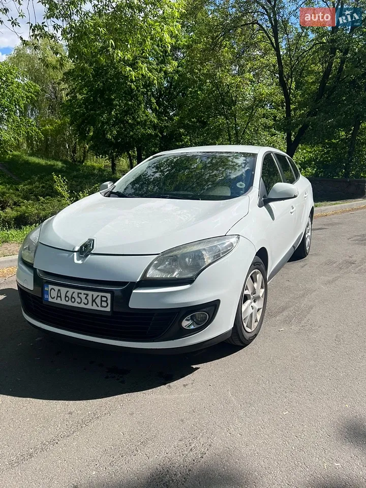 2013 Renault Megane - мініатюра 11