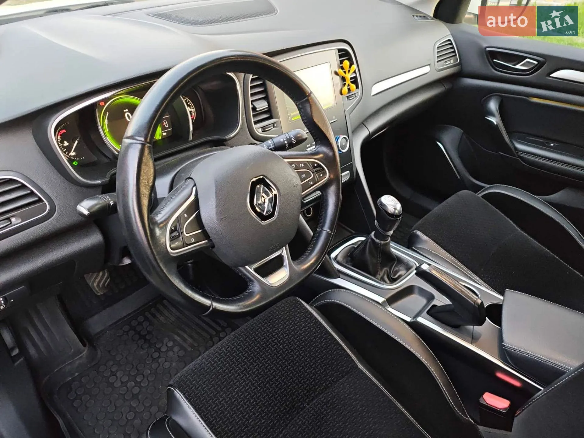 2016 Renault Megane - мініатюра 13