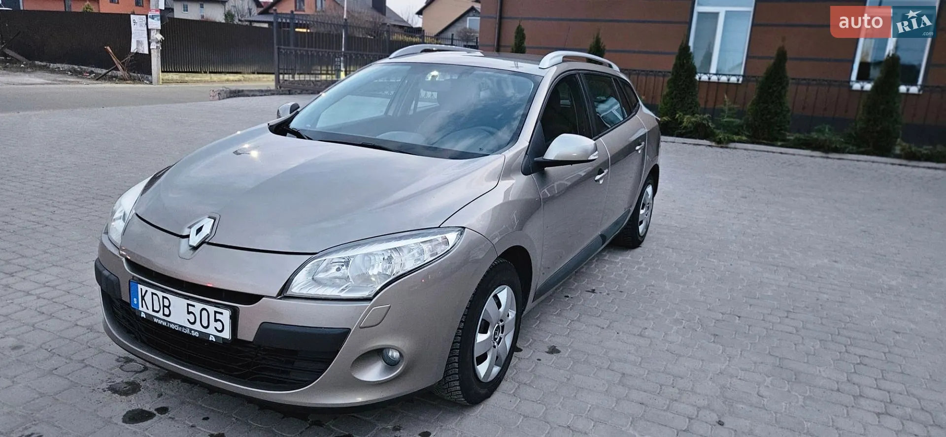 2010 Renault Megane - мініатюра 7