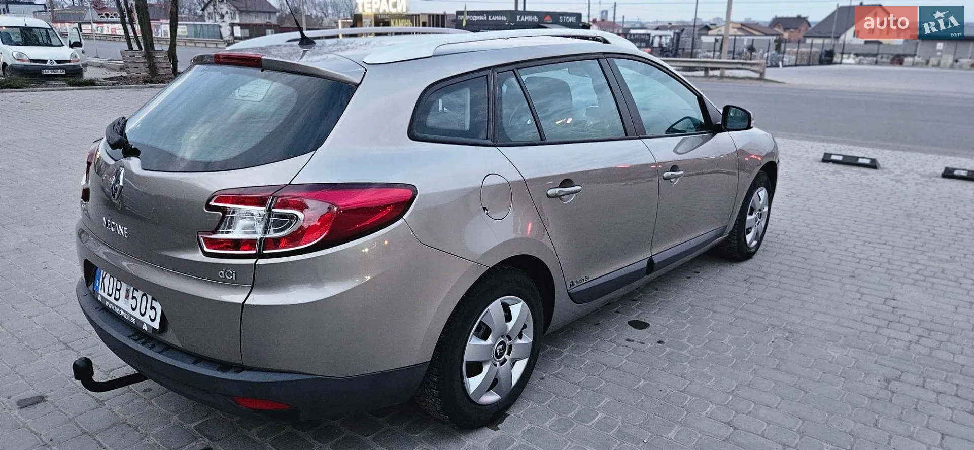 2010 Renault Megane - мініатюра 23