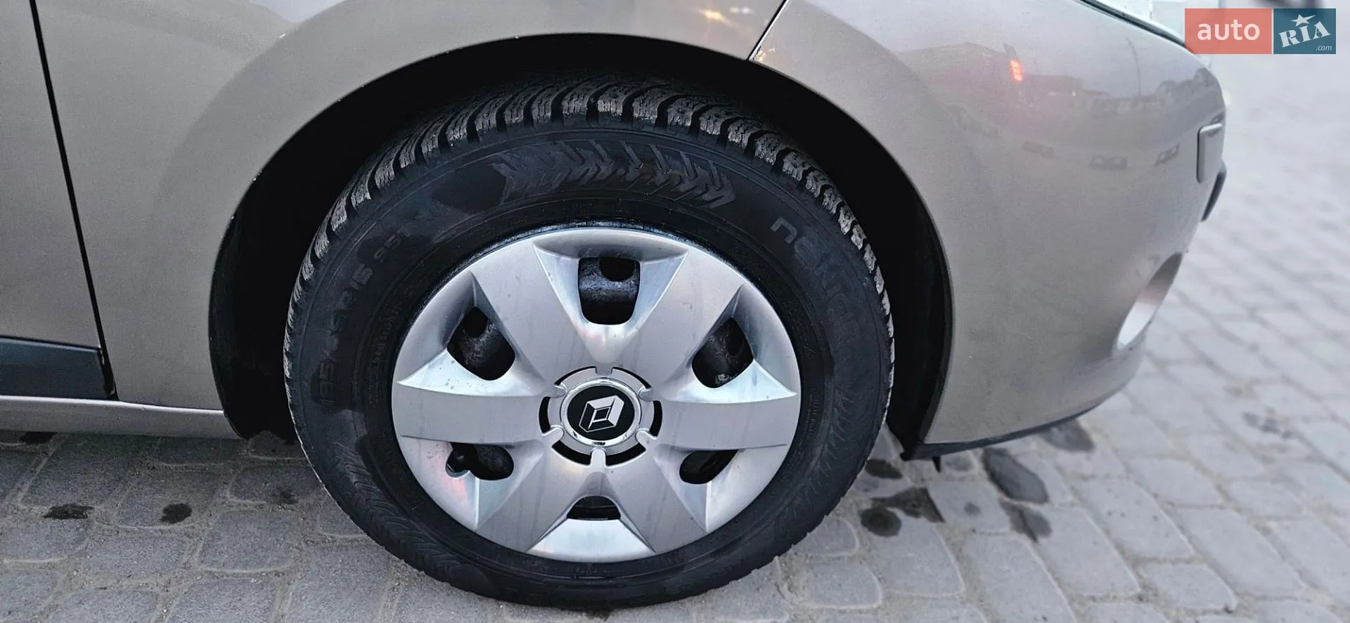 2010 Renault Megane - мініатюра 27