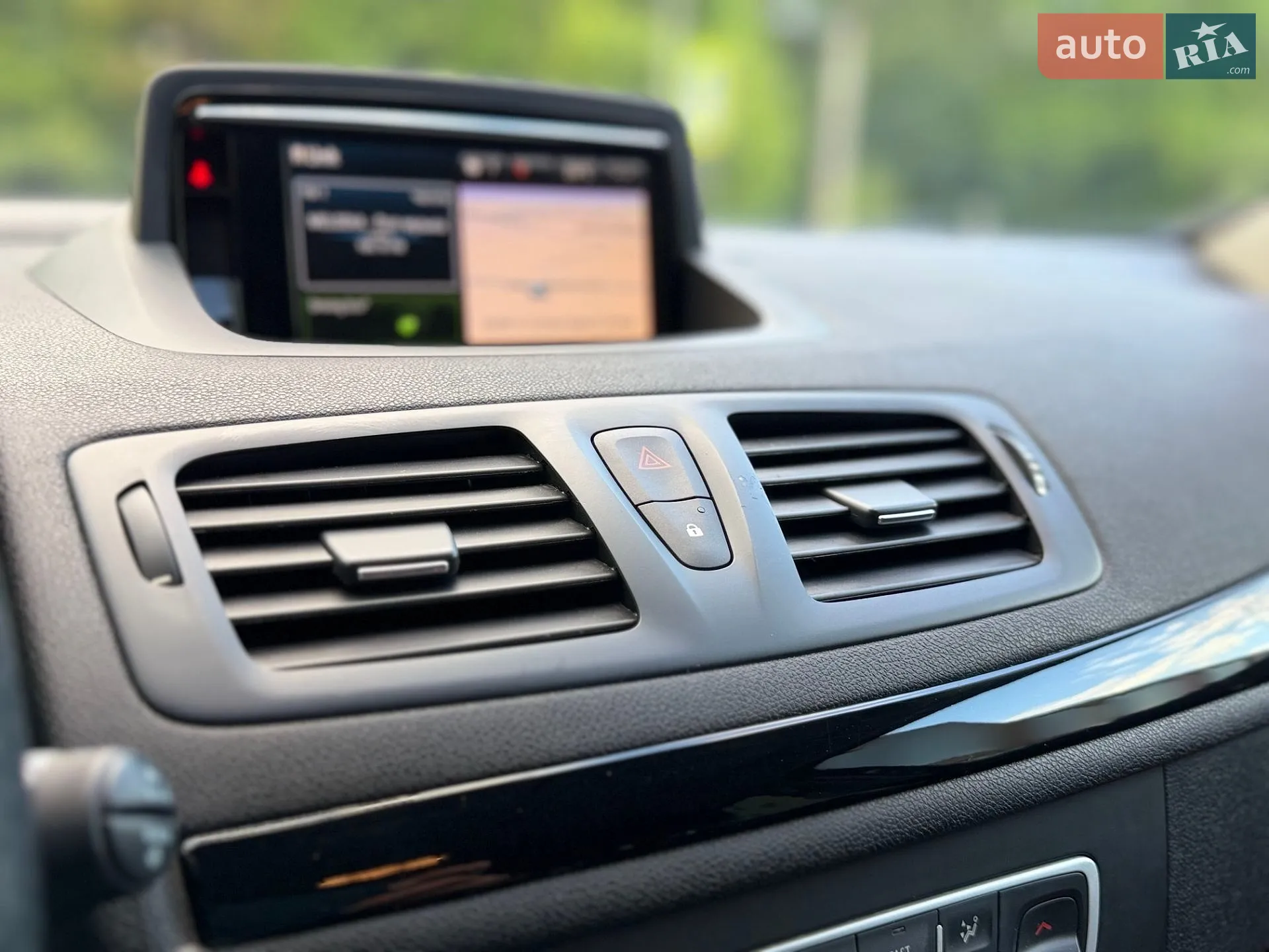 2014 Renault Megane - мініатюра 14