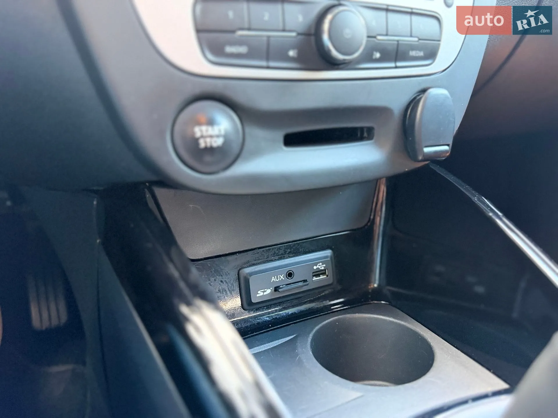 2014 Renault Megane - мініатюра 84