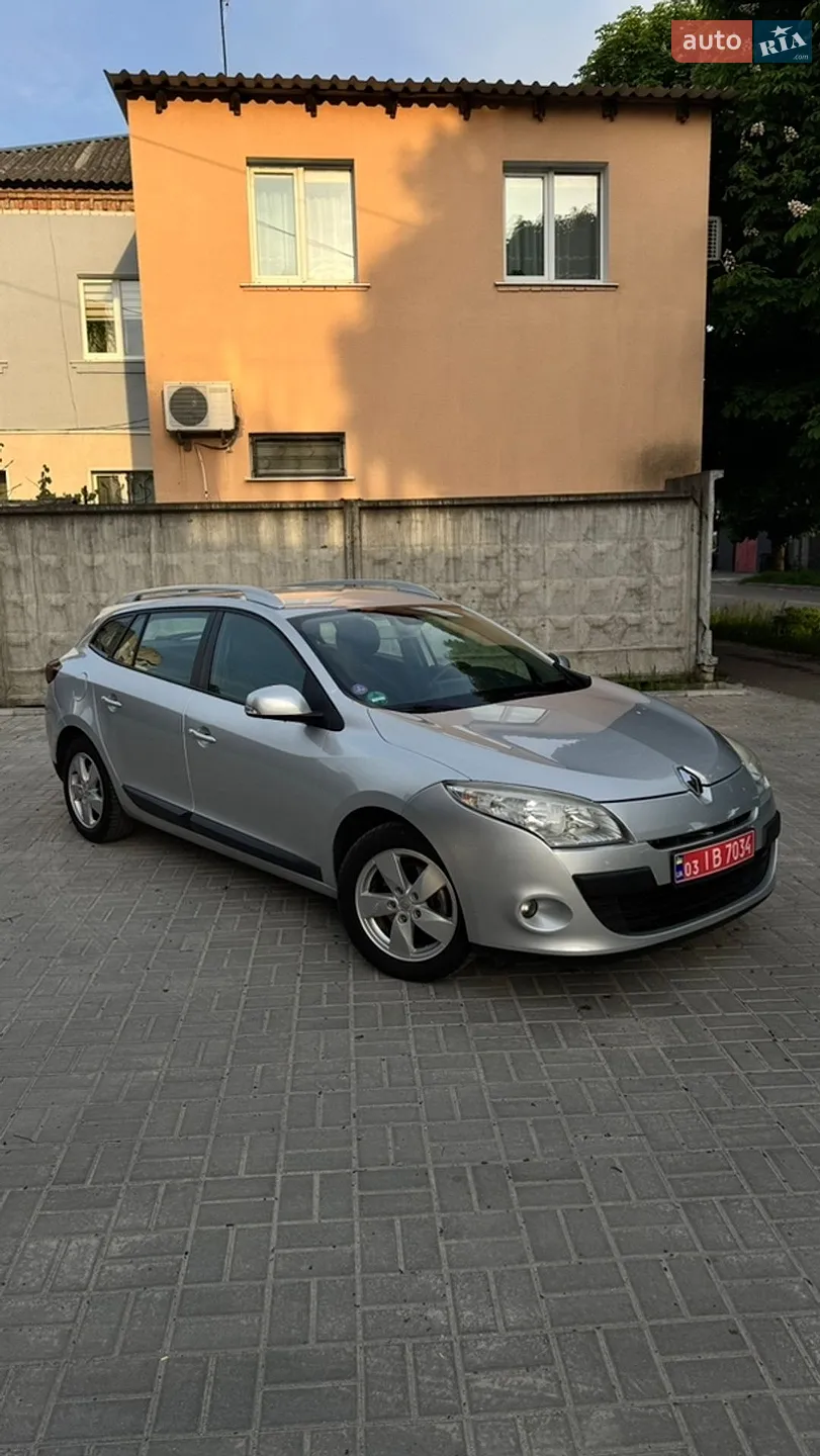 2010 Renault Megane - фото 1