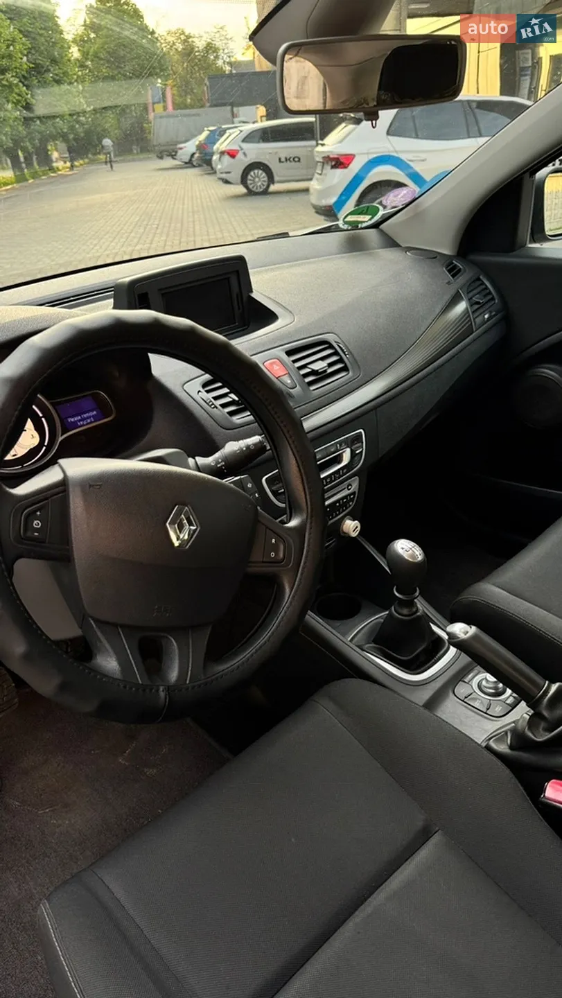 2010 Renault Megane - мініатюра 14