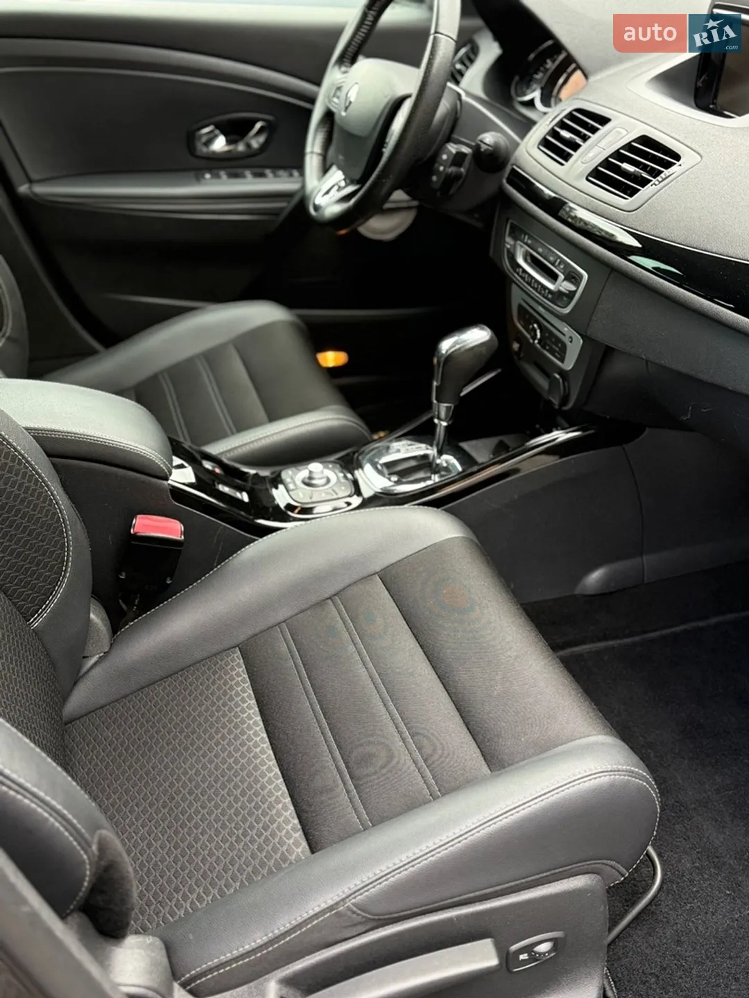 2015 Renault Megane - мініатюра 113