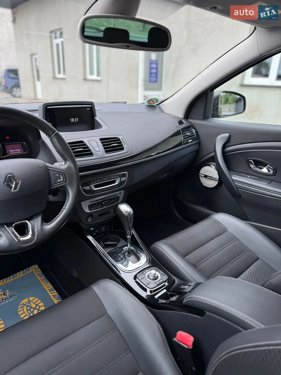 2015 Renault Megane - мініатюра 128