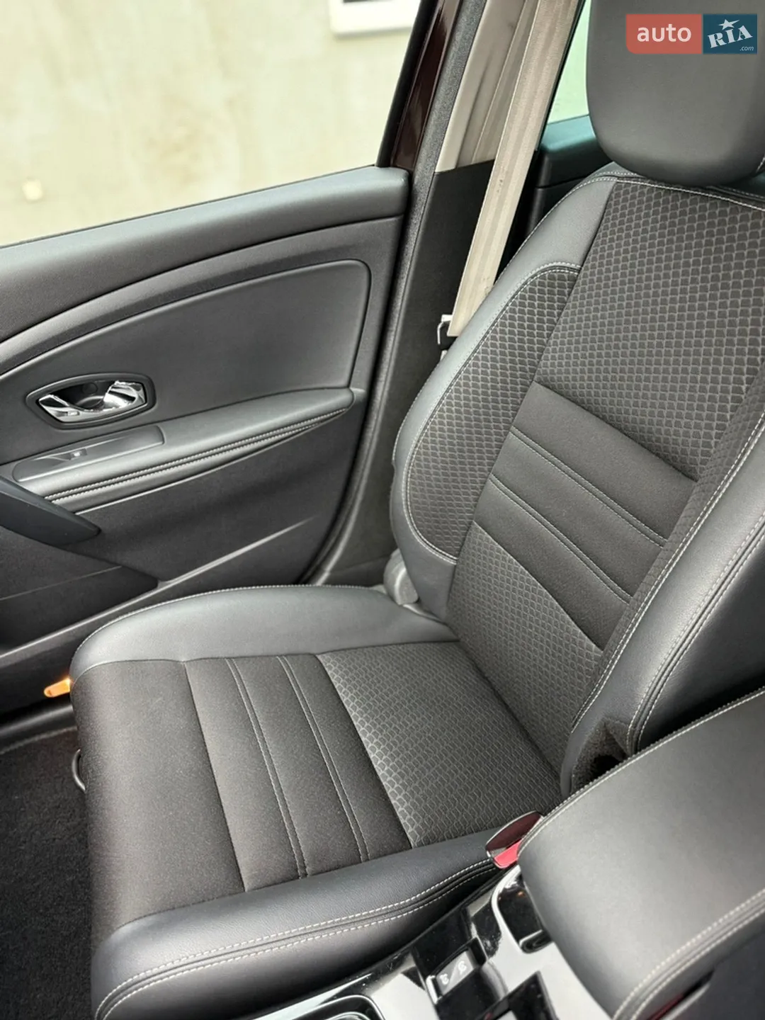 2015 Renault Megane - мініатюра 138