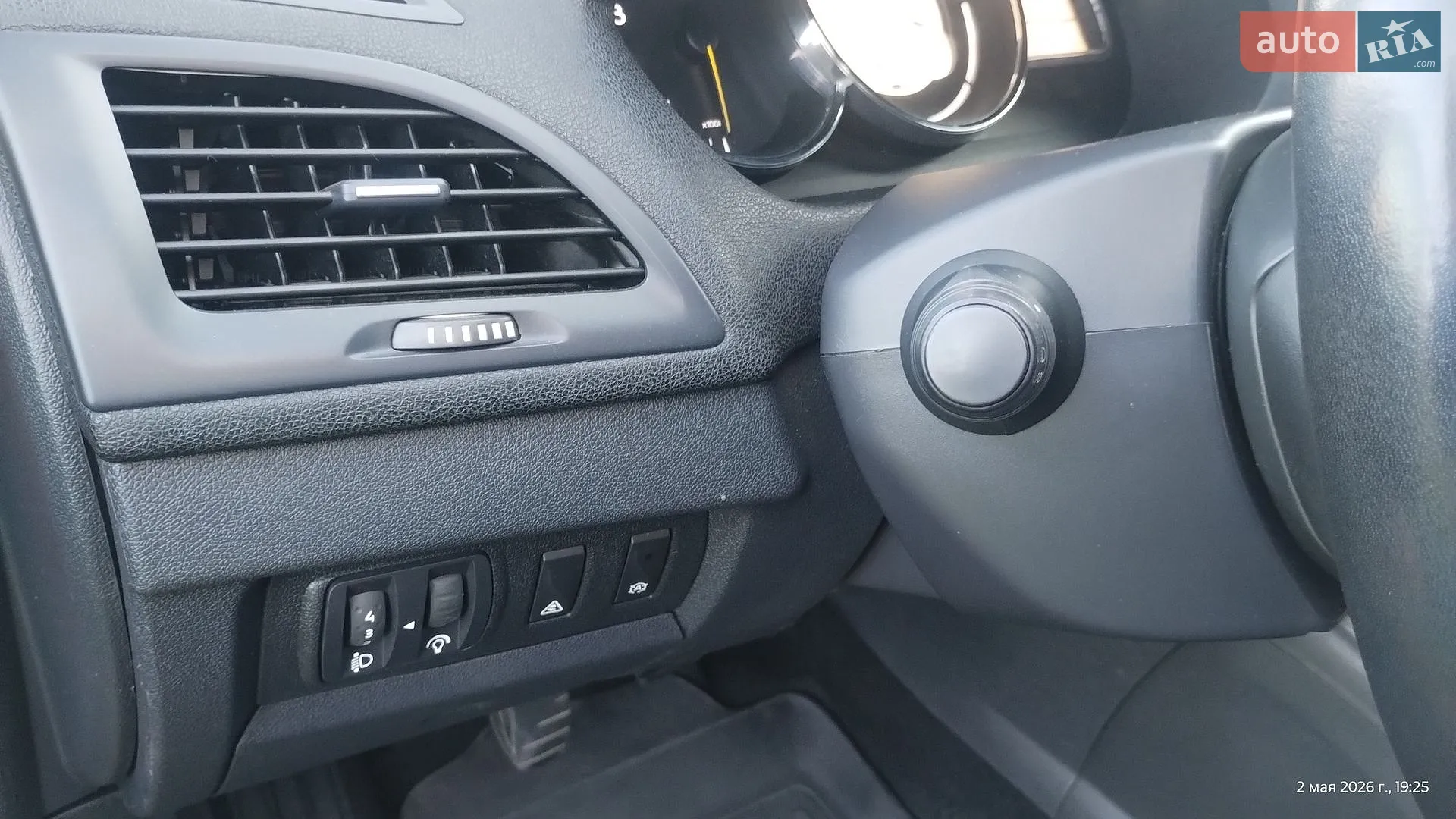 2014 Renault Megane - мініатюра 15