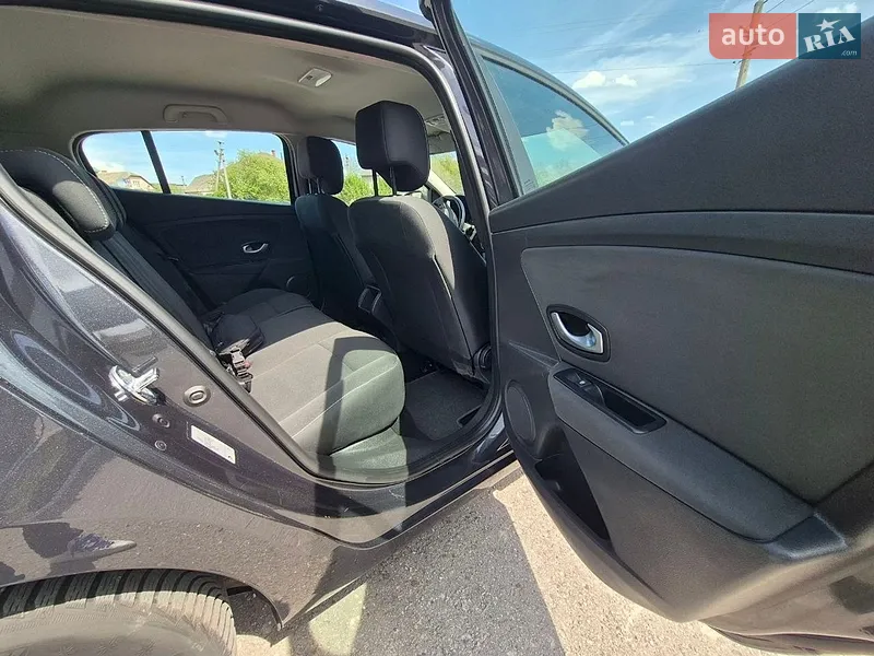 Renault Megane 2014 VIN VF1BZ140651014055 фото оголошення 4 з 105