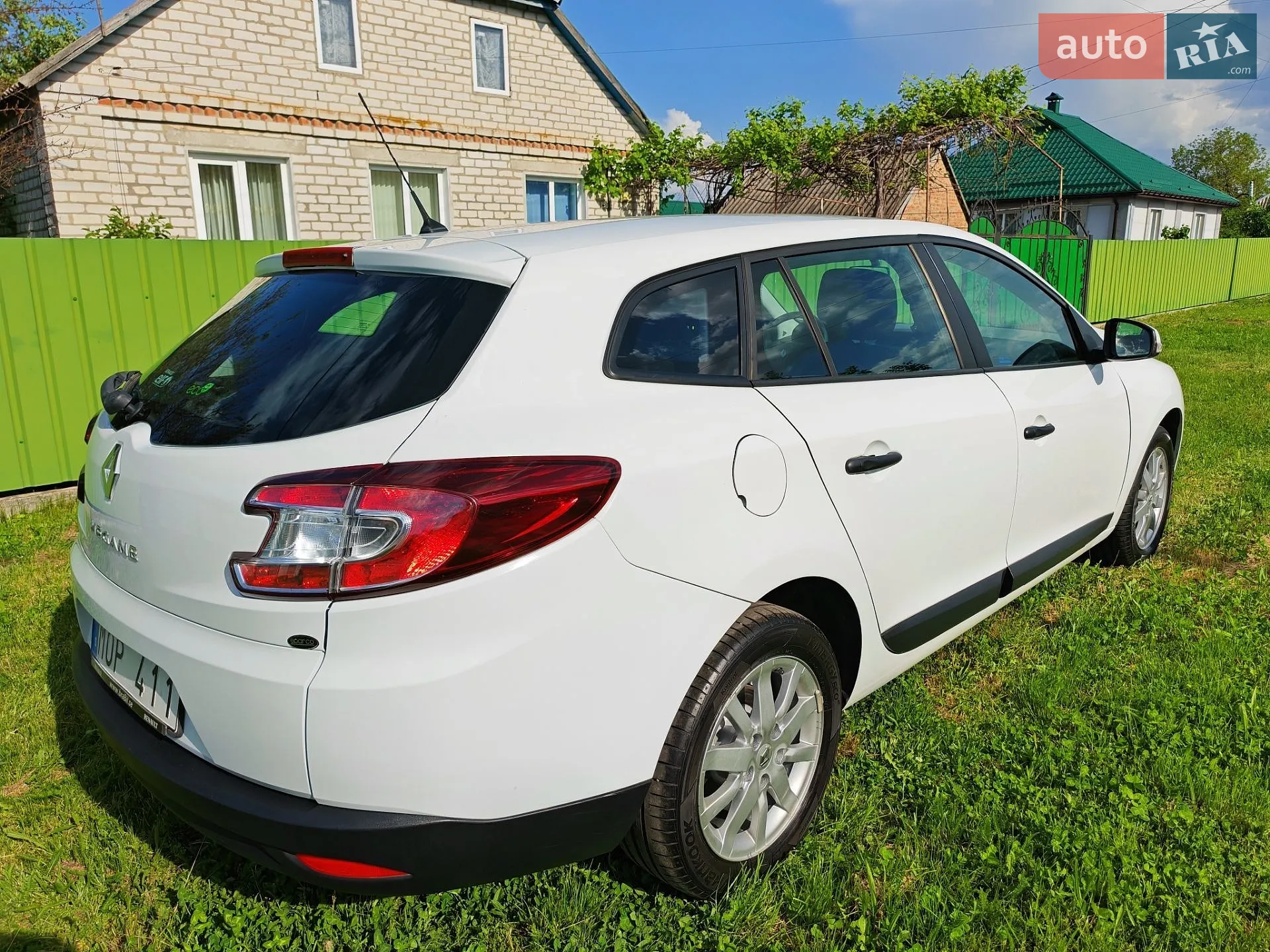 2010 Renault Megane - мініатюра 2