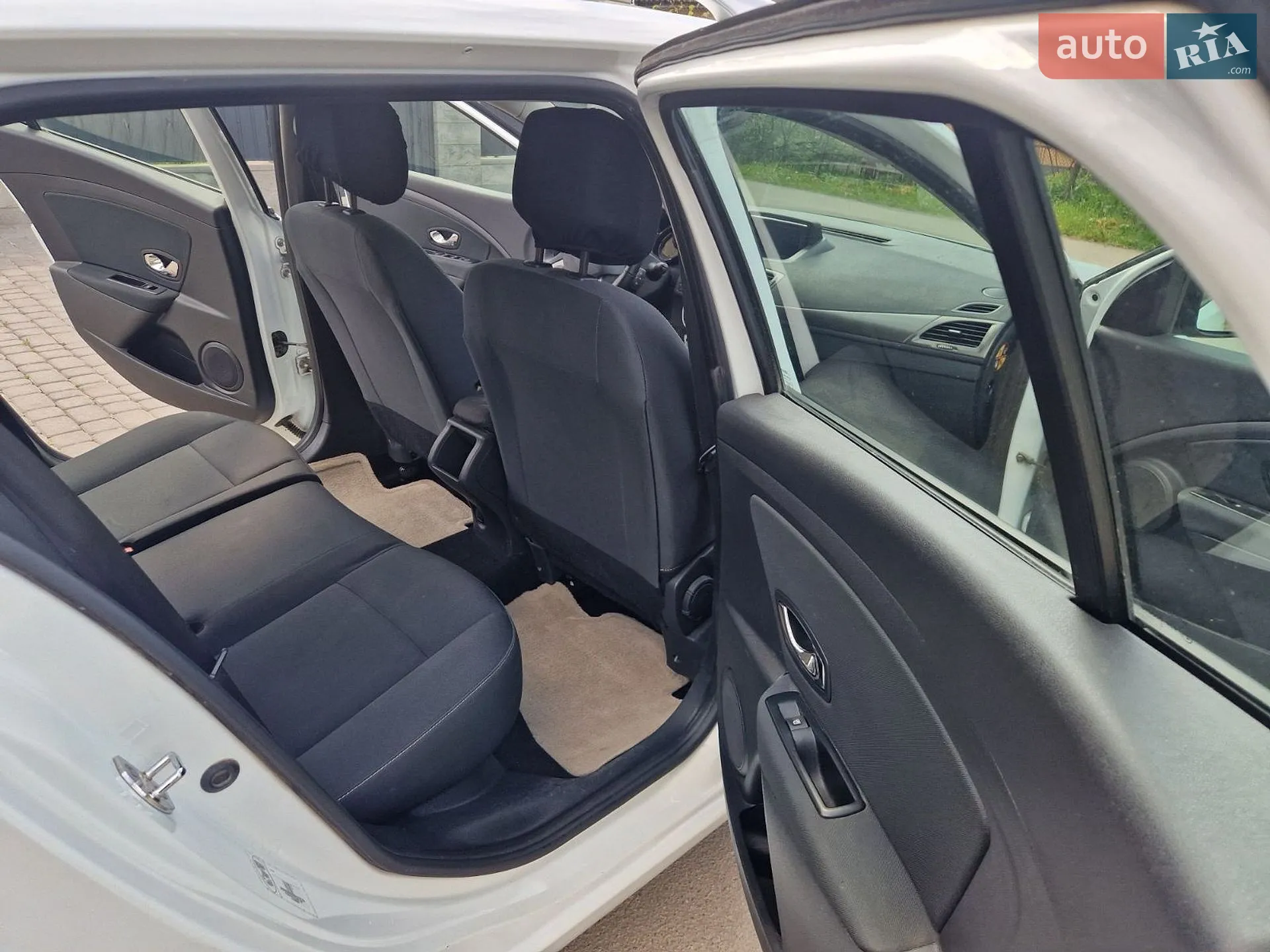 2012 Renault Megane - мініатюра 9