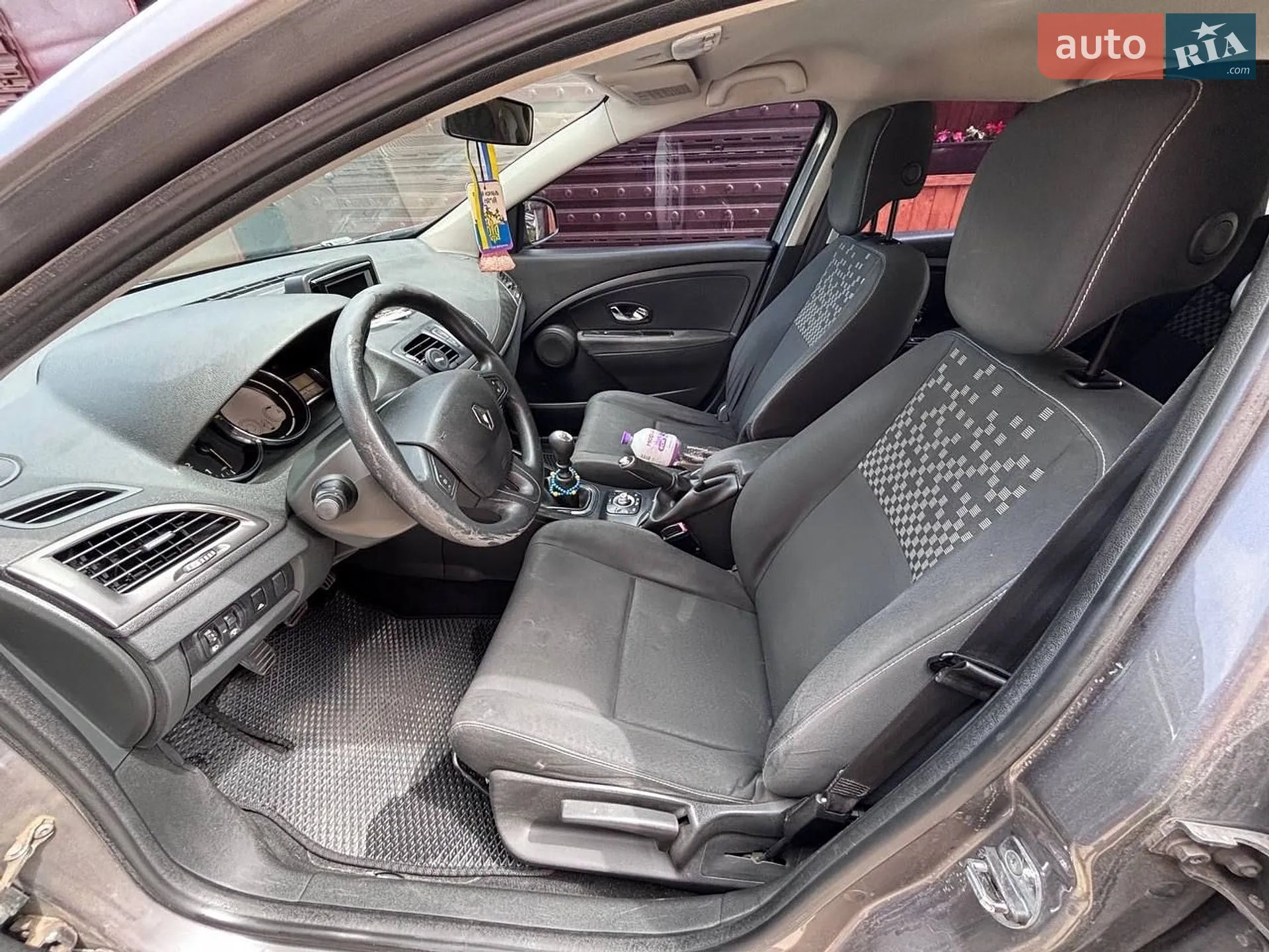 2013 Renault Megane - мініатюра 12
