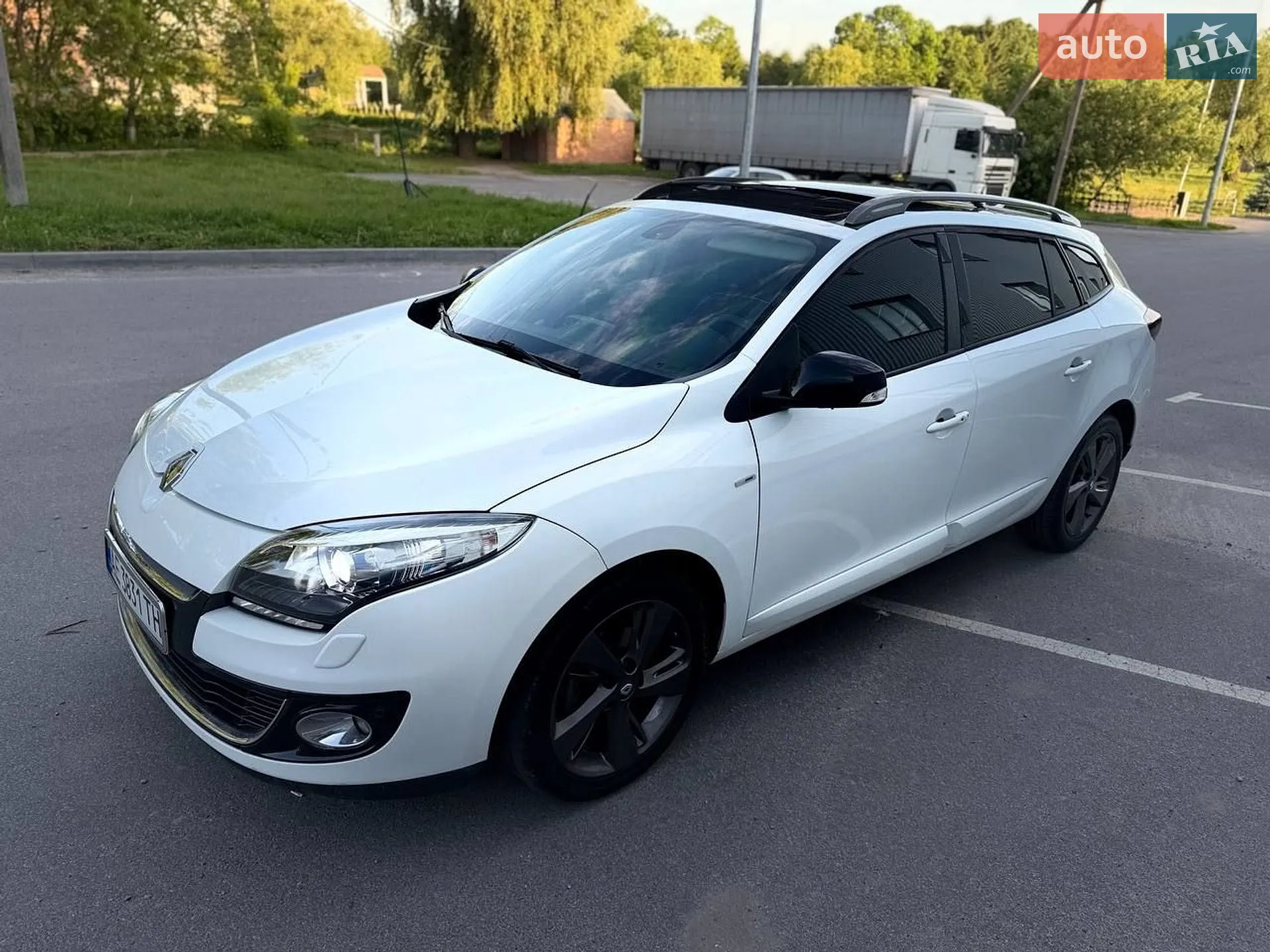 2012 Renault Megane - мініатюра 39