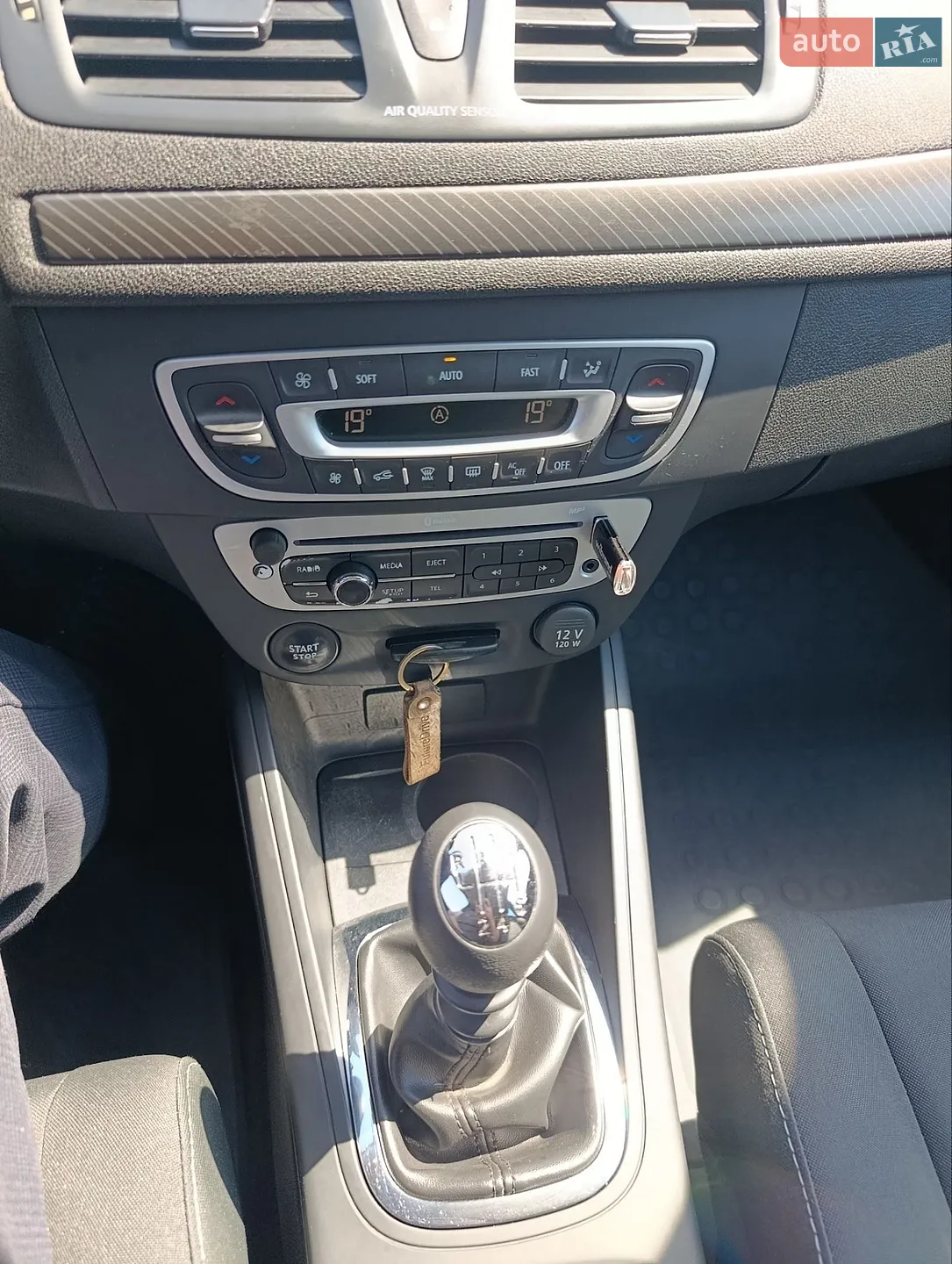 2012 Renault Megane - мініатюра 11