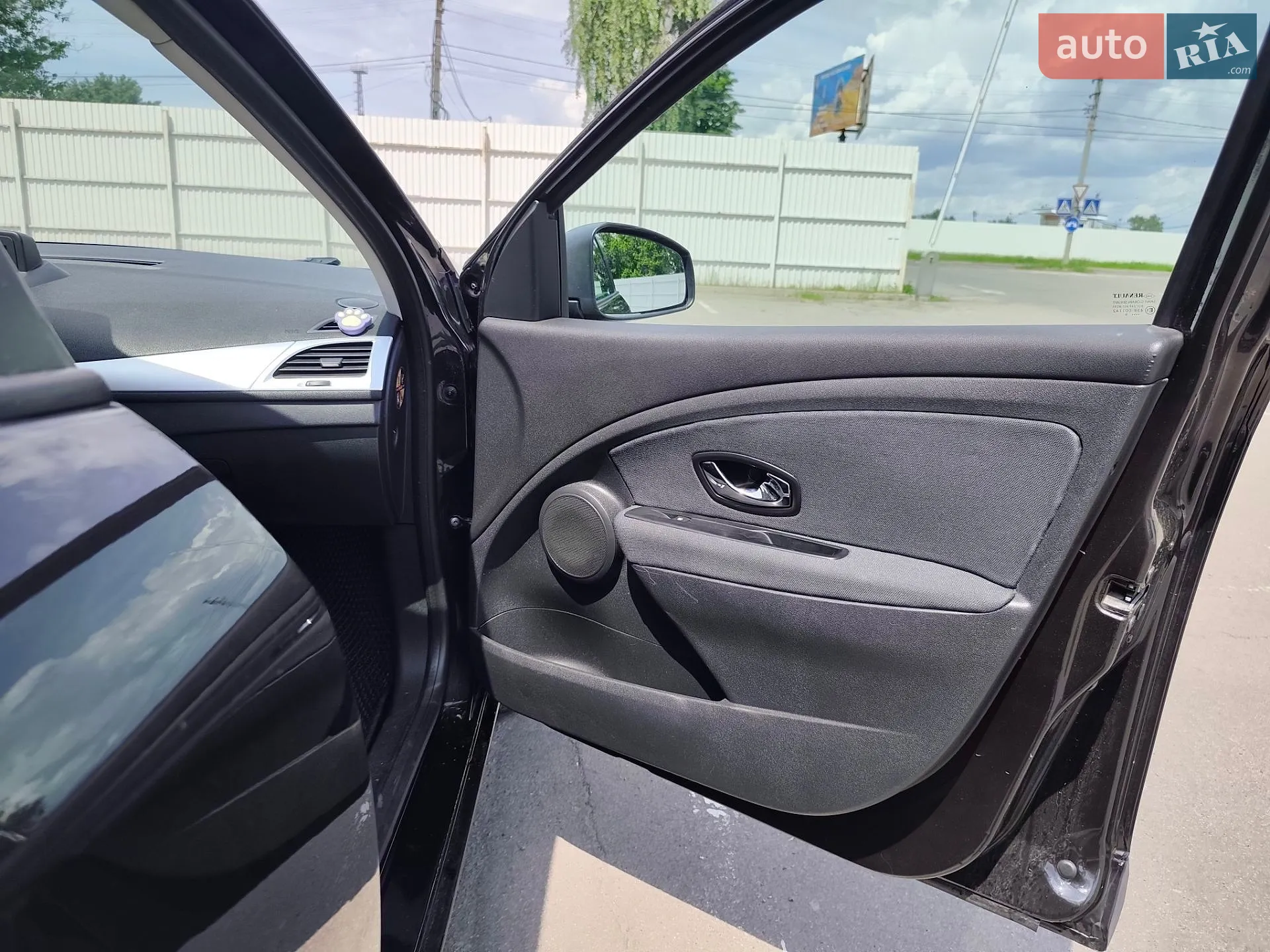 2010 Renault Megane - мініатюра 13