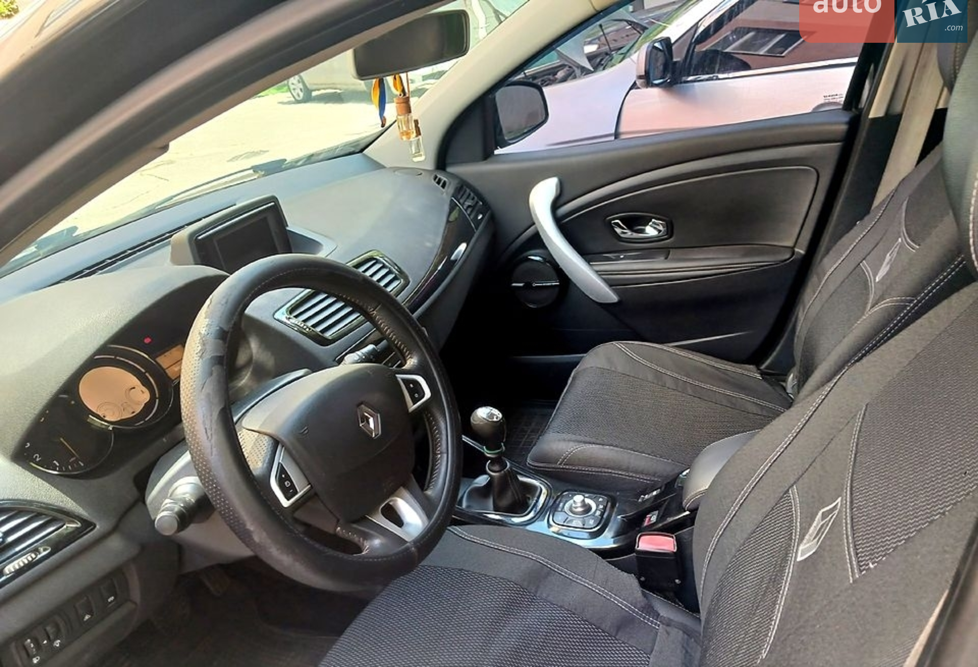 2012 Renault Megane - мініатюра 8