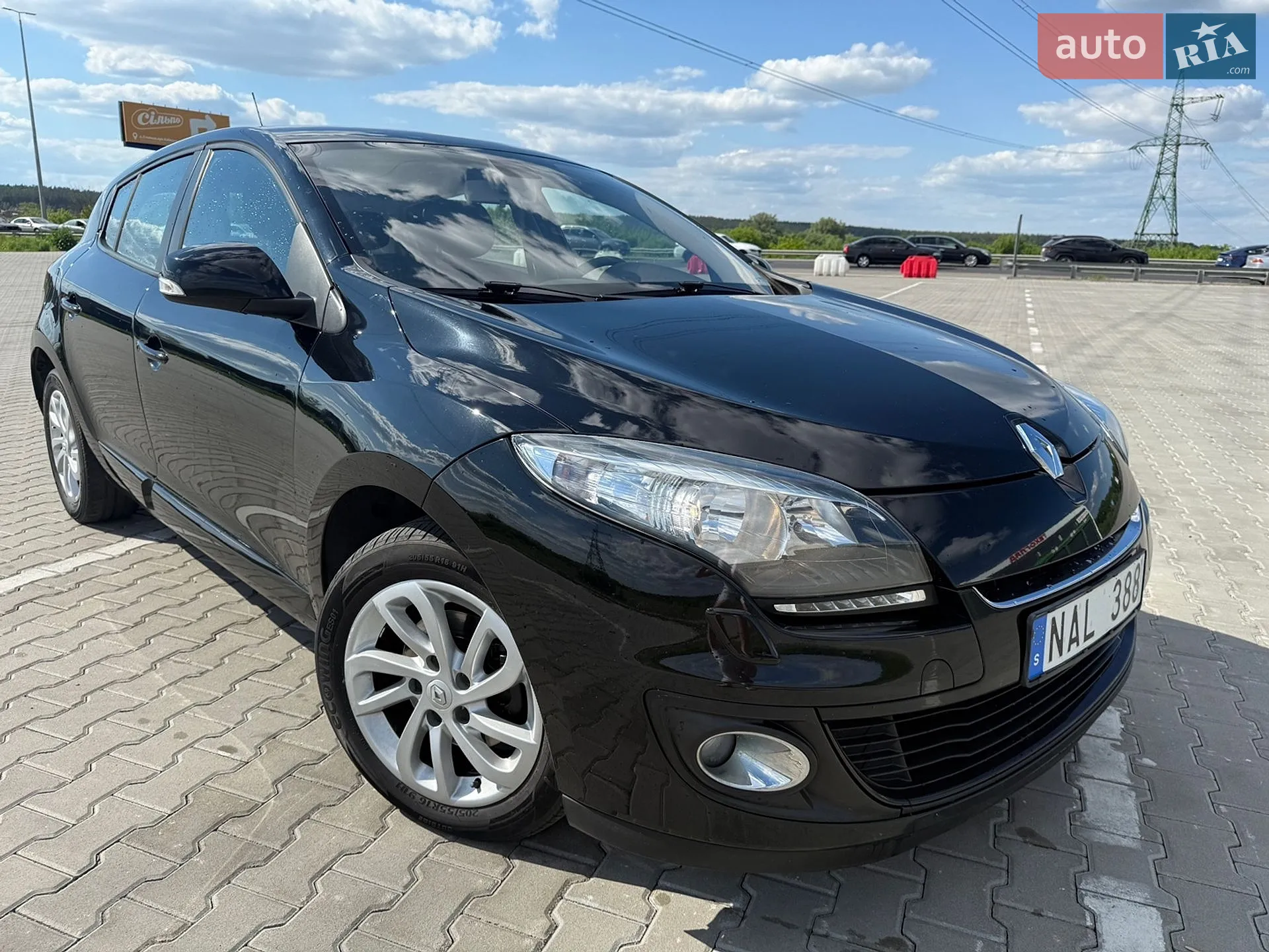 2012 Renault Megane - мініатюра 2