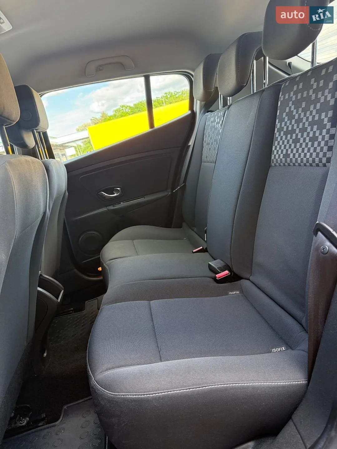 2012 Renault Megane - мініатюра 31