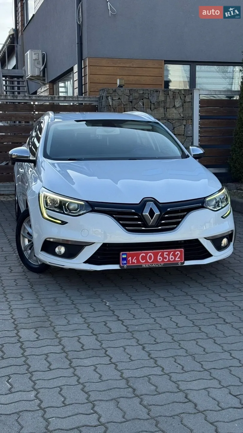 2019 Renault Megane - фото 1