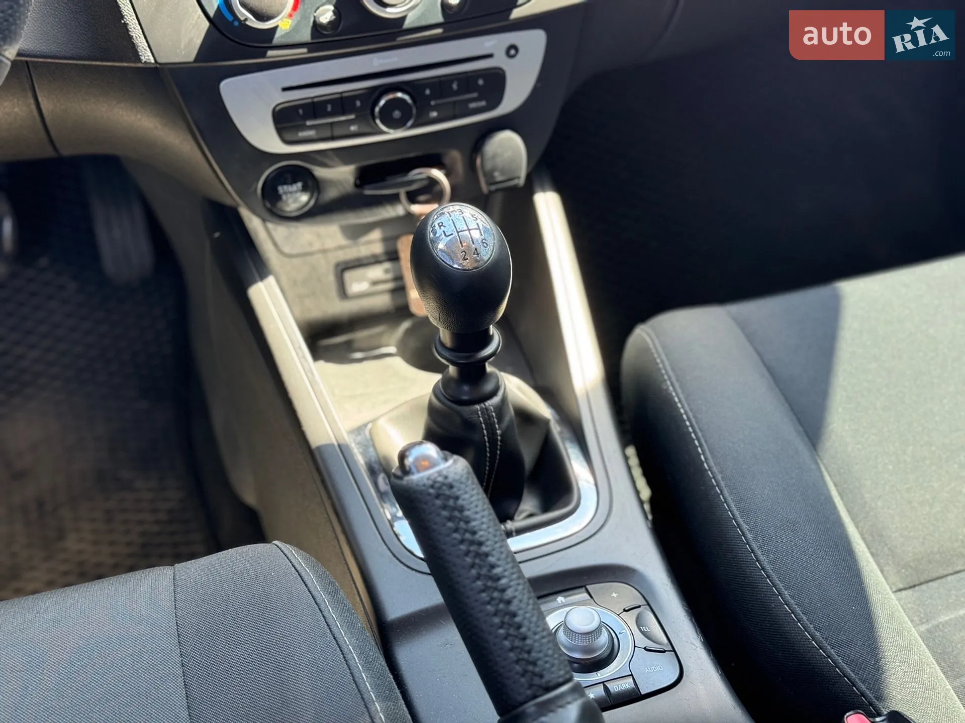 2015 Renault Megane - мініатюра 21
