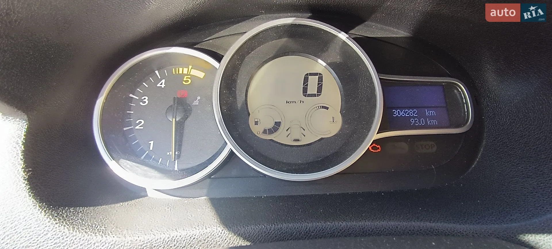 2010 Renault Megane - мініатюра 2