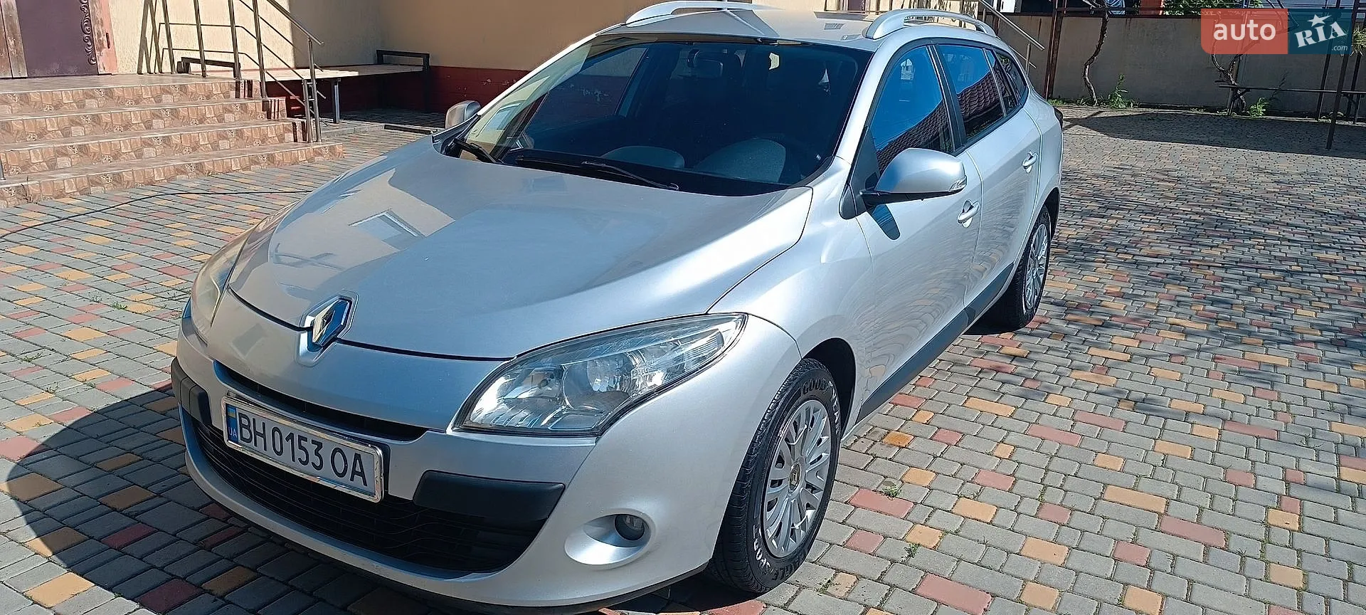 2010 Renault Megane - фото 1