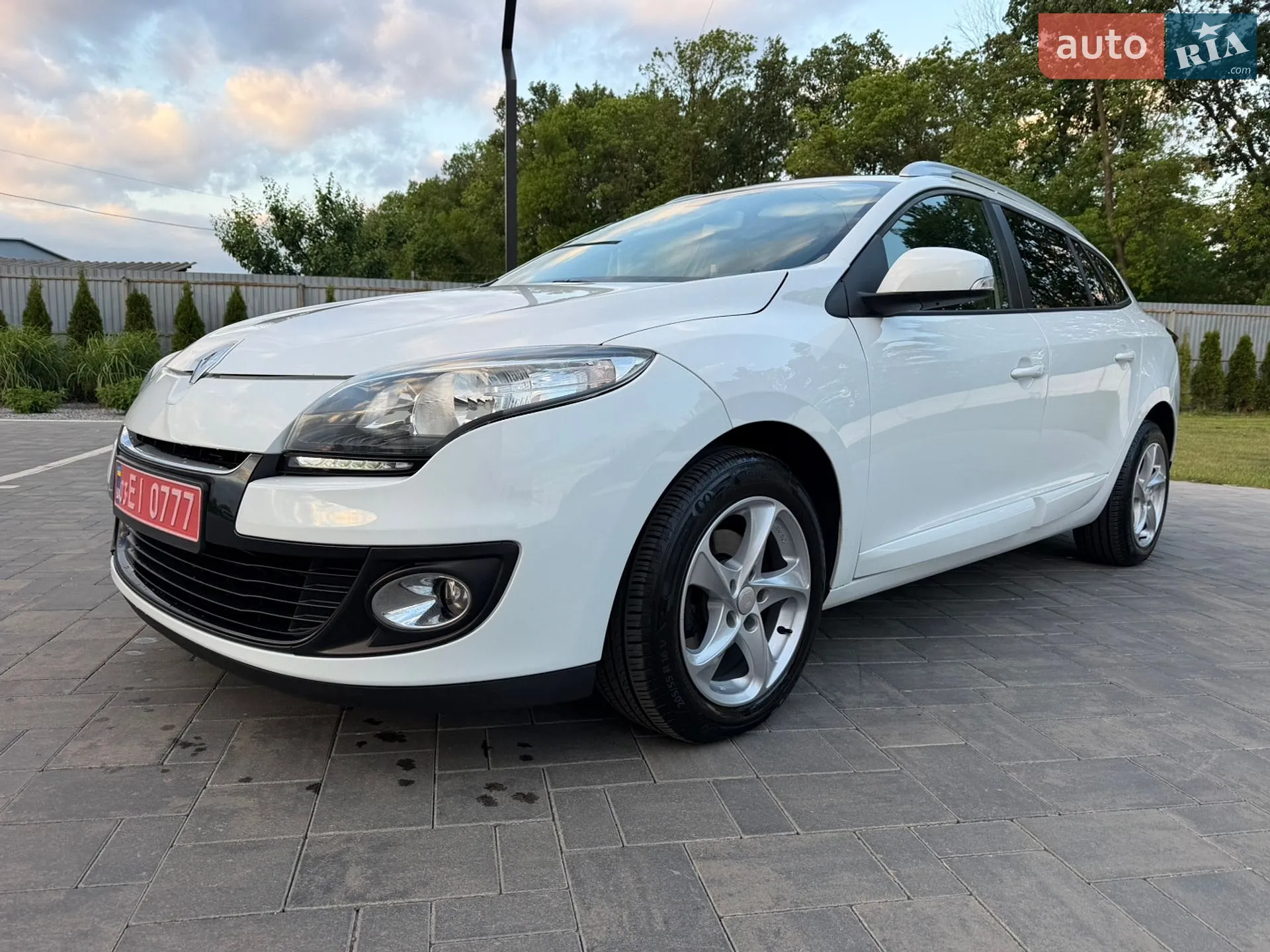 2013 Renault Megane - мініатюра 13