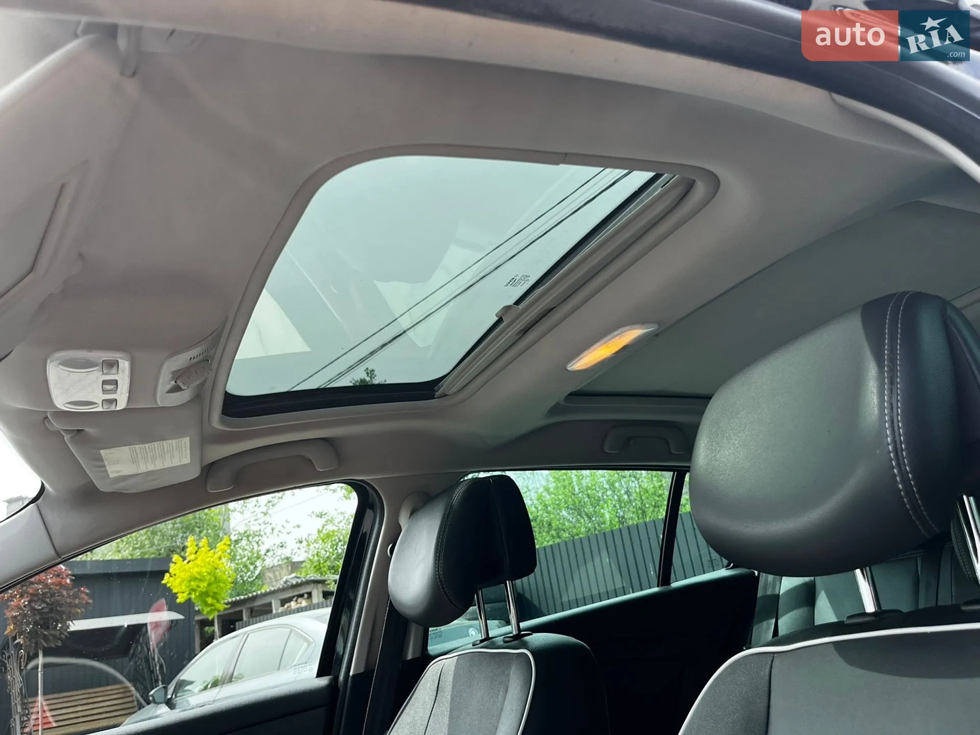 2012 Renault Megane - мініатюра 32