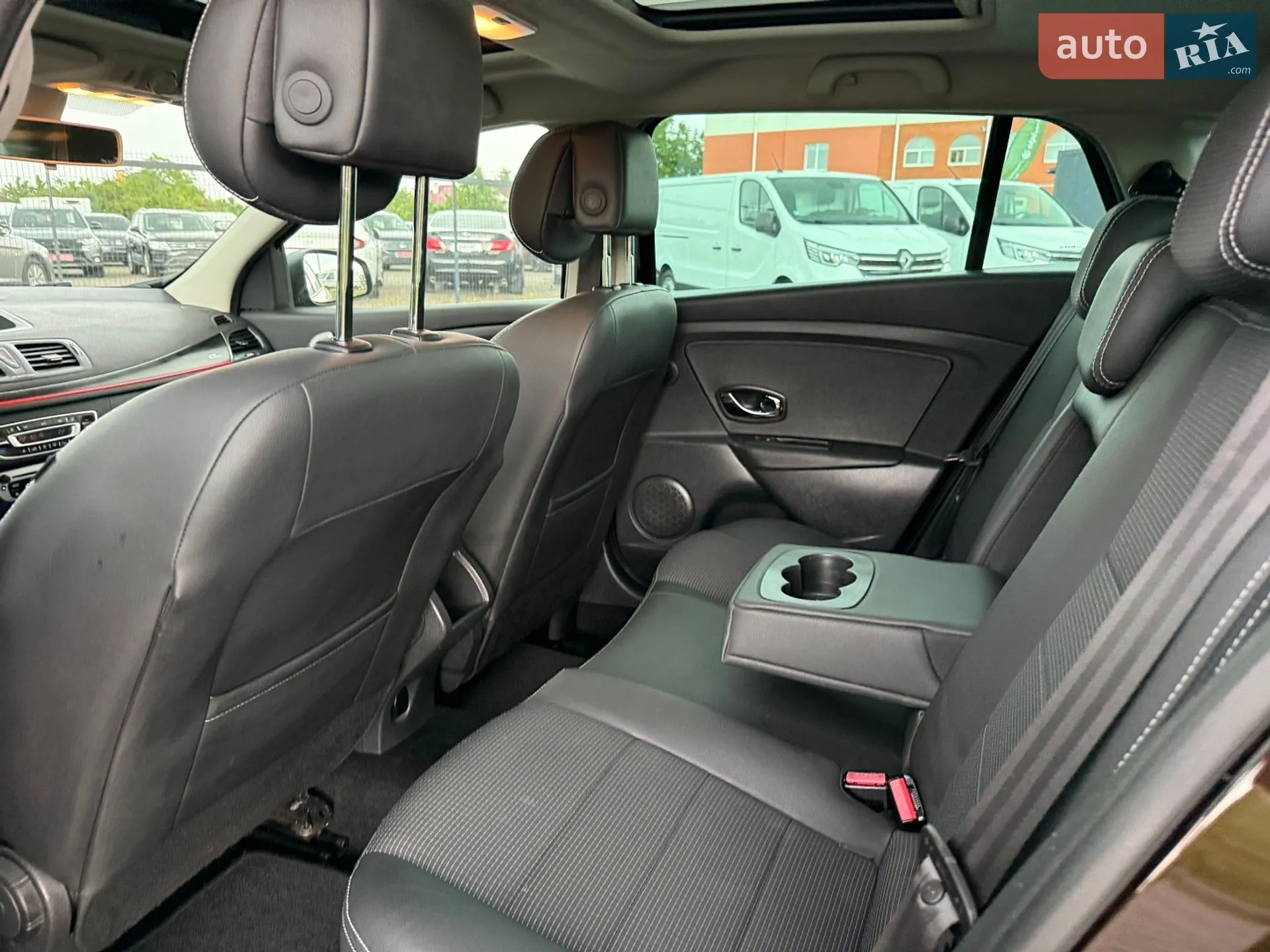 2013 Renault Megane - мініатюра 44