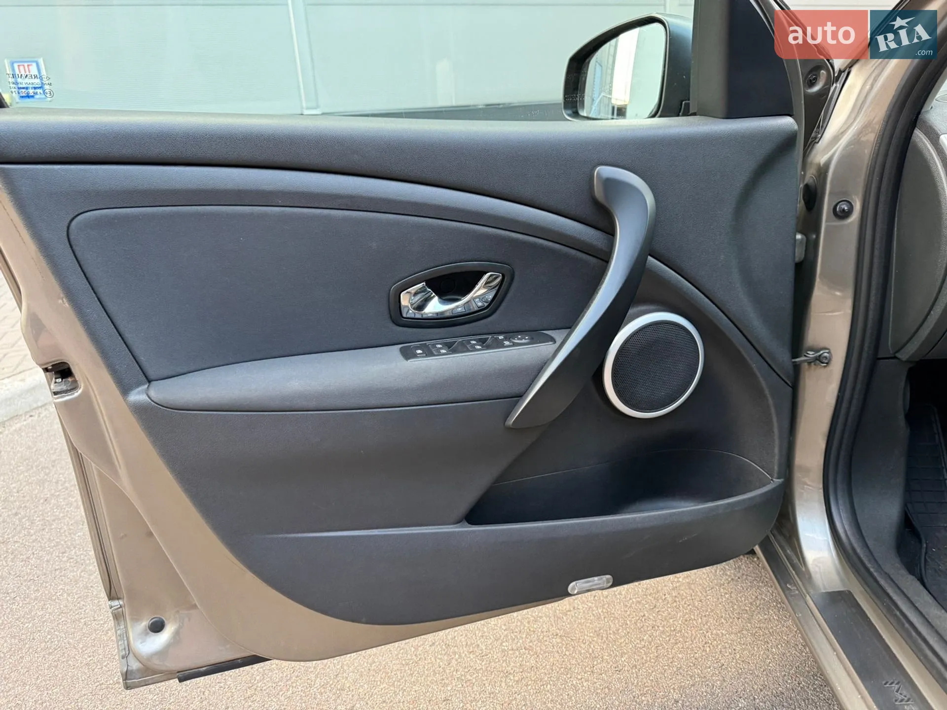 2012 Renault Megane - мініатюра 15