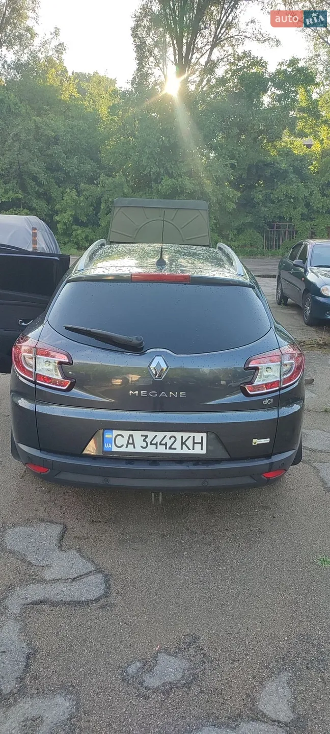 2010 Renault Megane - мініатюра 9