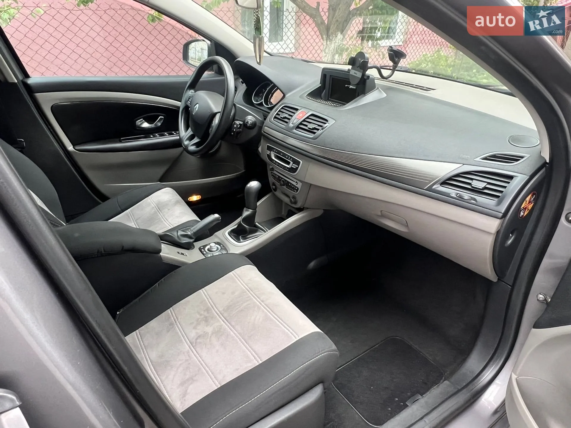 2010 Renault Megane - мініатюра 19