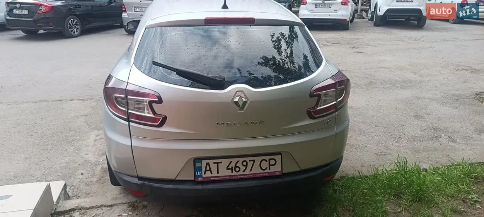 2010 Renault Megane - мініатюра 2