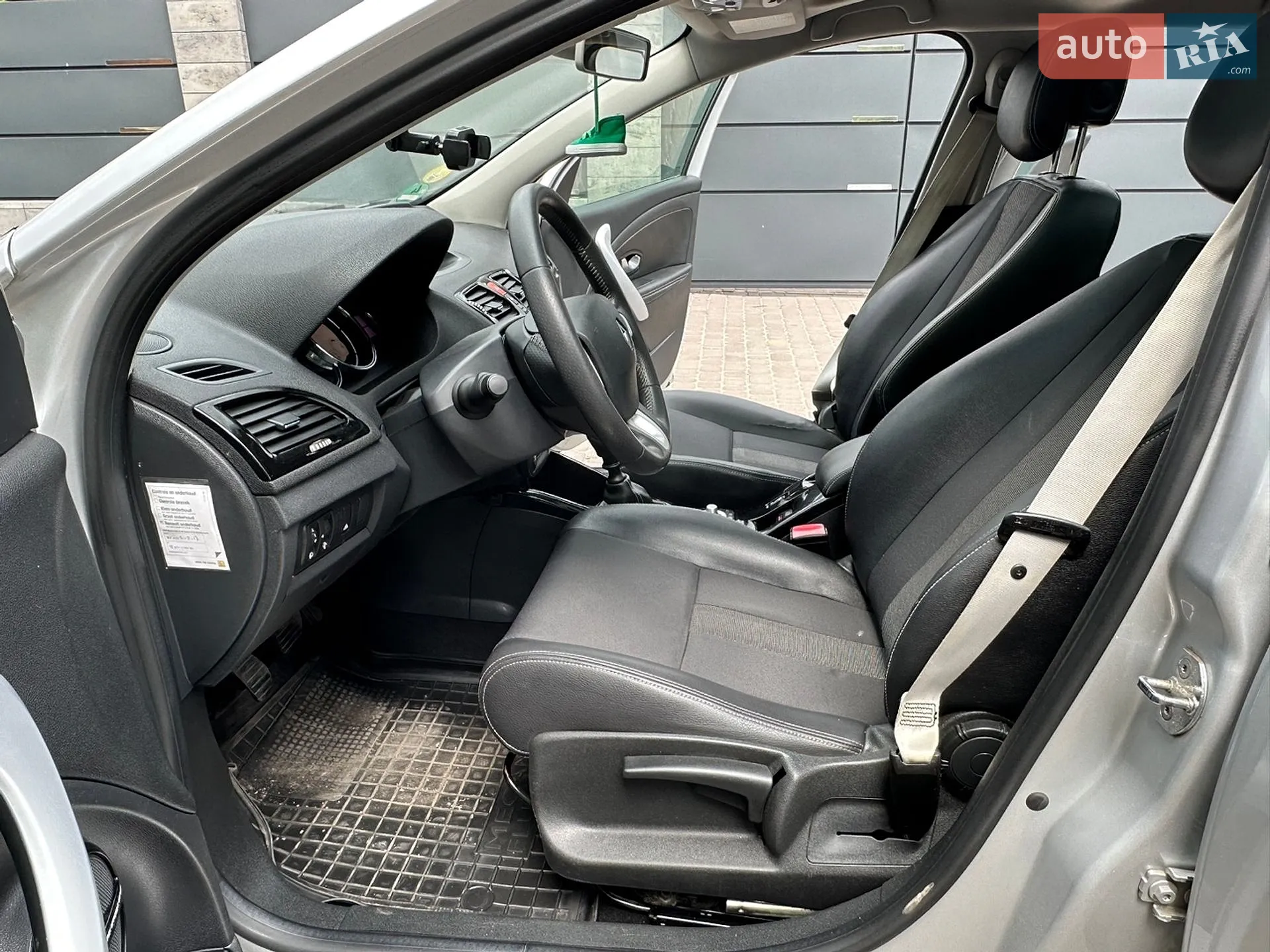 2011 Renault Megane - мініатюра 11
