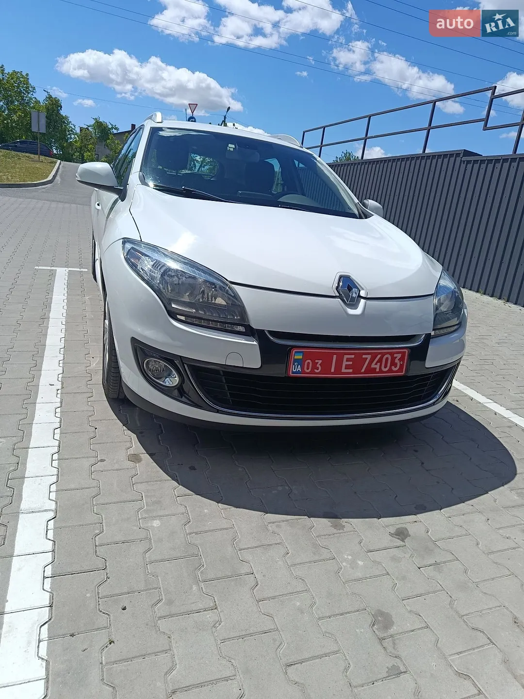 2013 Renault Megane - мініатюра 23