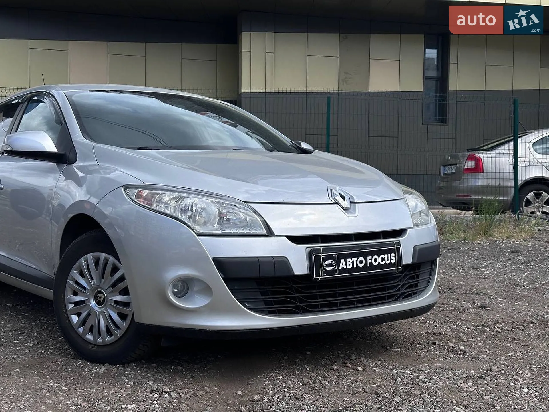 2010 Renault Megane - мініатюра 2